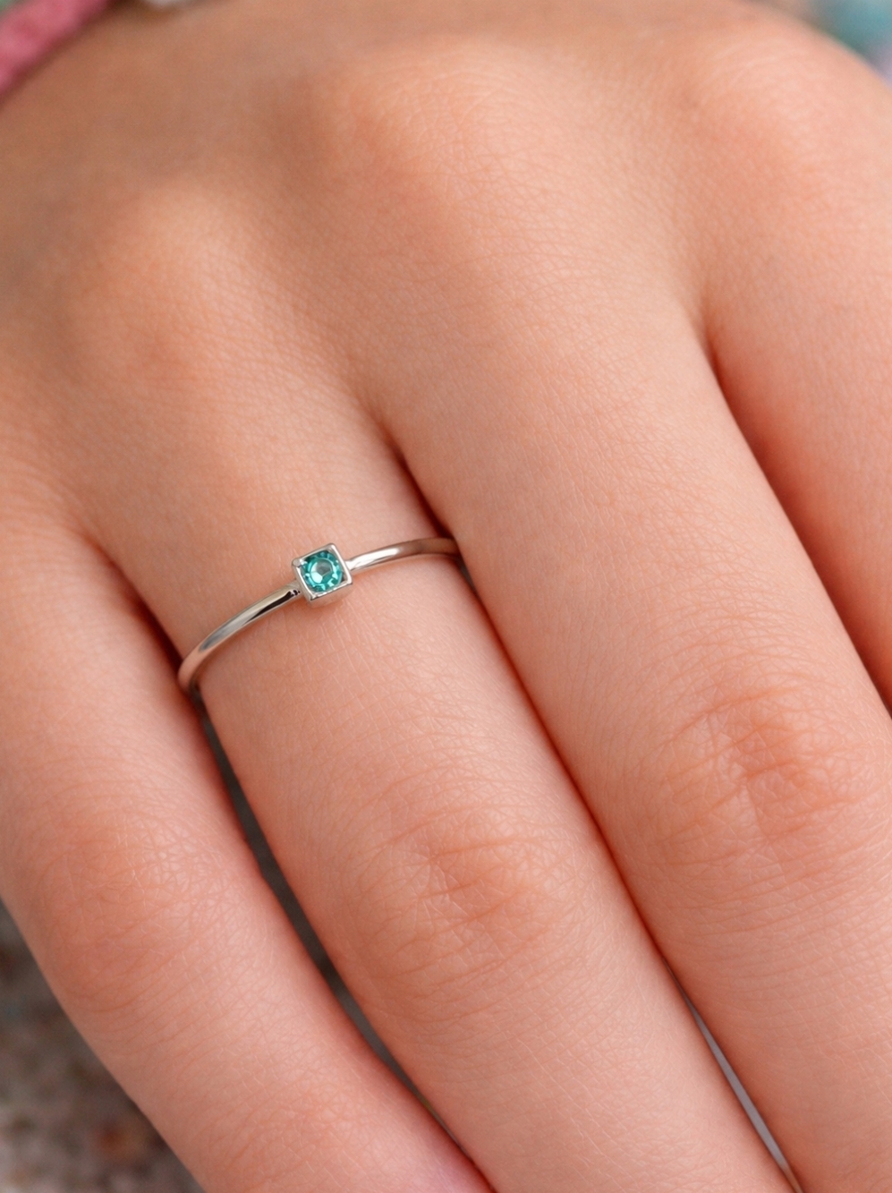 925 Silver Aqua Green Thin Ring Size 6 NWT